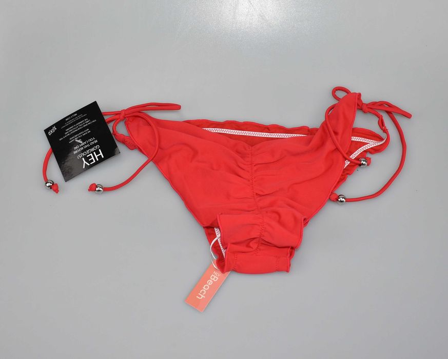 Dół bikini z falbankami NLY Beach XL