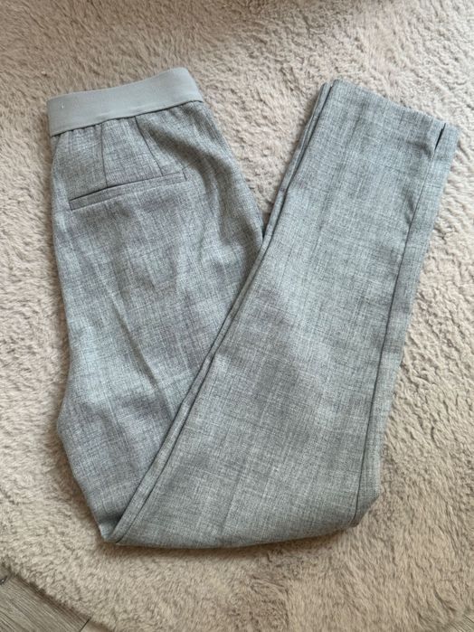 Szare spodnie cygaretki rozmiar 36 Sinsay