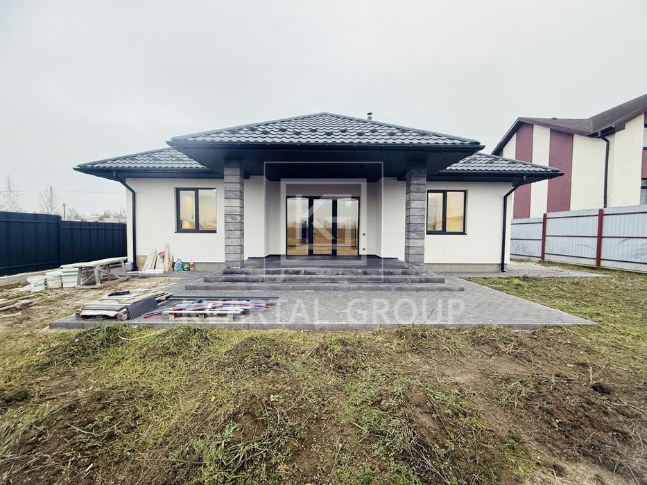 Будинок з ремонтом без меблів Дмитрівка ЦЕНТР