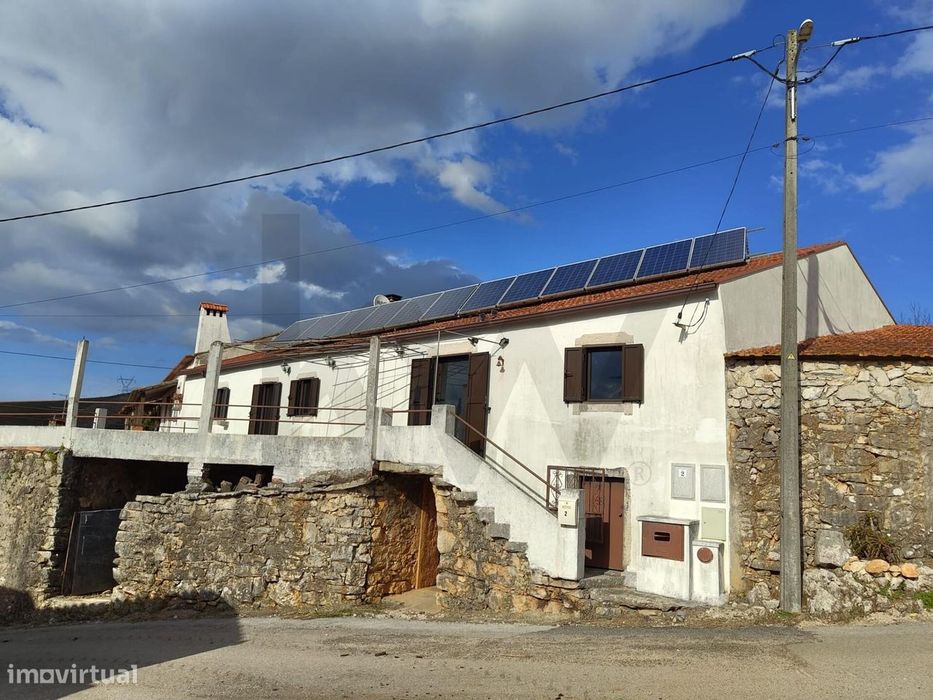 Arrendamento Responsável – T2 Remodelado em Casal Cimeiro, Tapeus, Sou