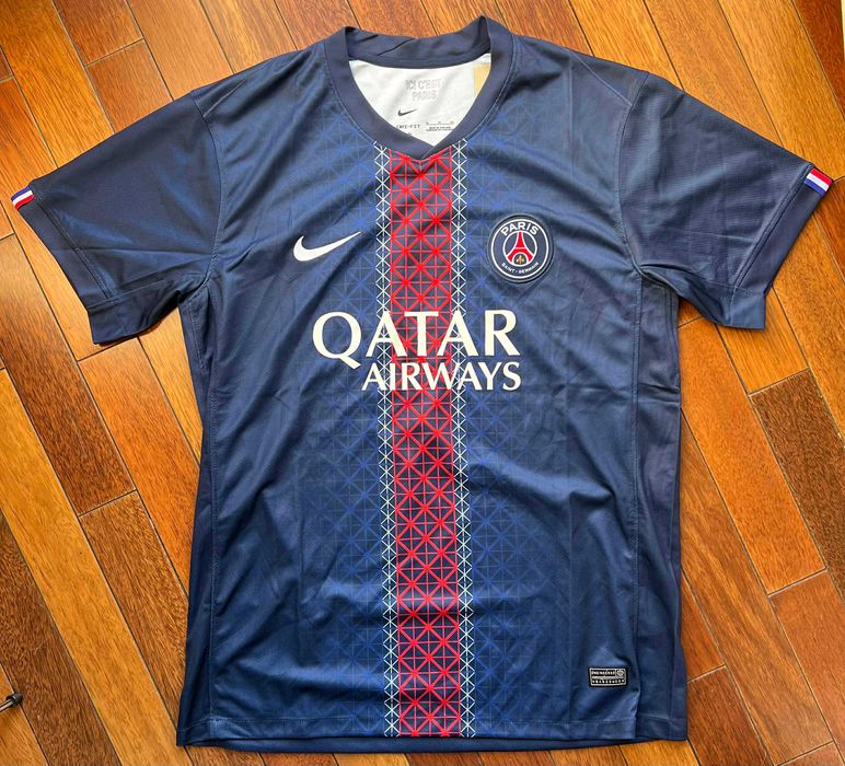 Khvicha Kvaratskhelia PSG koszulka z autografem + certyfikat autenty.