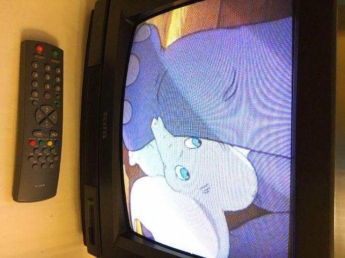 Televisão (TV) Vestel (37 cm)