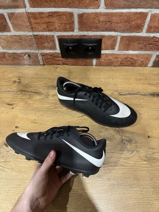 Korki Nike Bravata