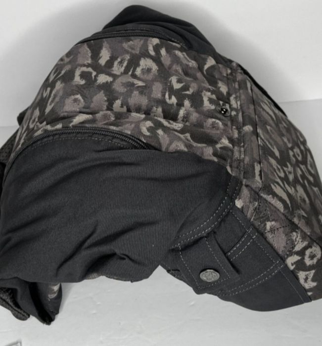 Сумка-переноска, рюкзак или слинг LÍLLÉbaby Complete