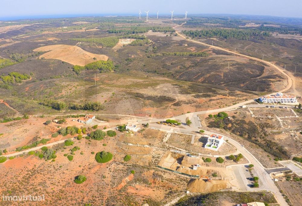 Lote com projeto para construção de moradia na Raposeira, Vila do Bisp