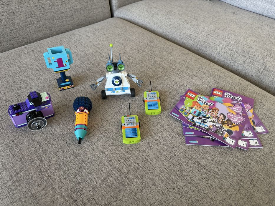 Конструктор LEGO Friends Скринька дружби і Мольберт Емми