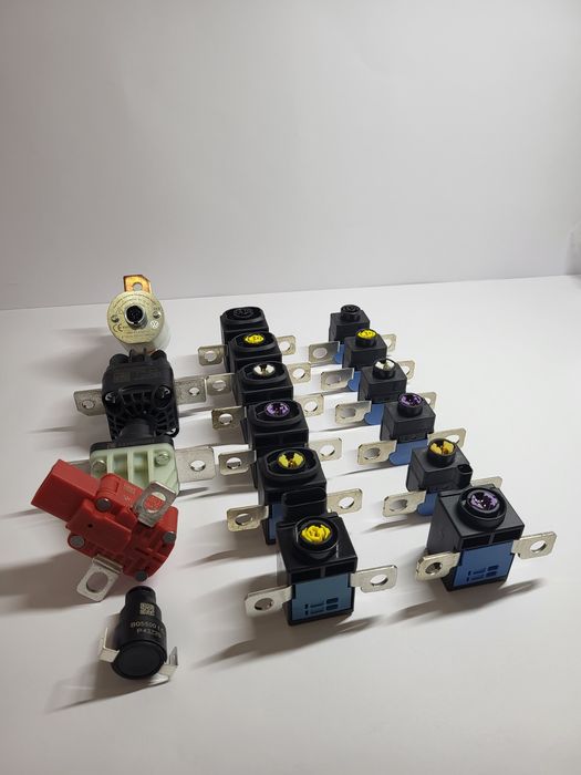 Піропатрон клема акумулятора Audi 4F0915519 пиропатрон клемма аккумуля