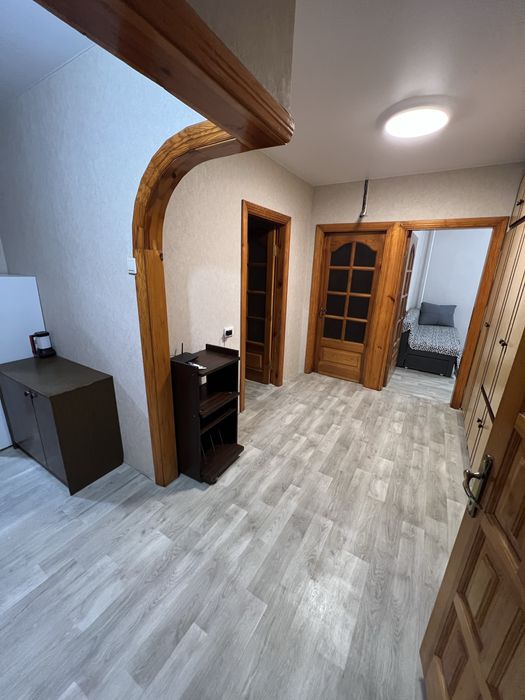 3 кімн, 4 окремих сп,, вокзальна,,від