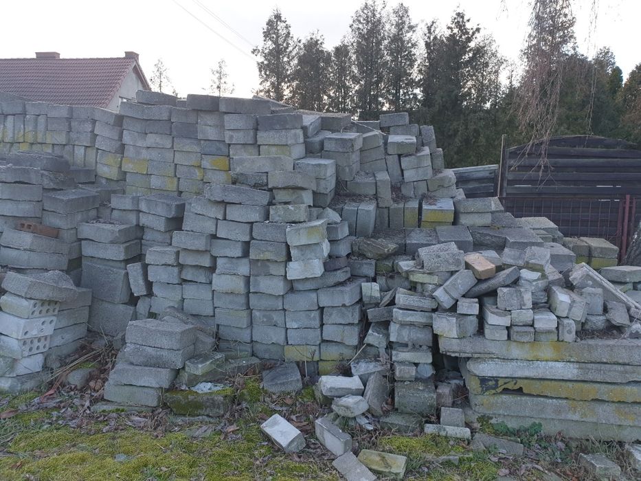 Cegła pustaki budowlany