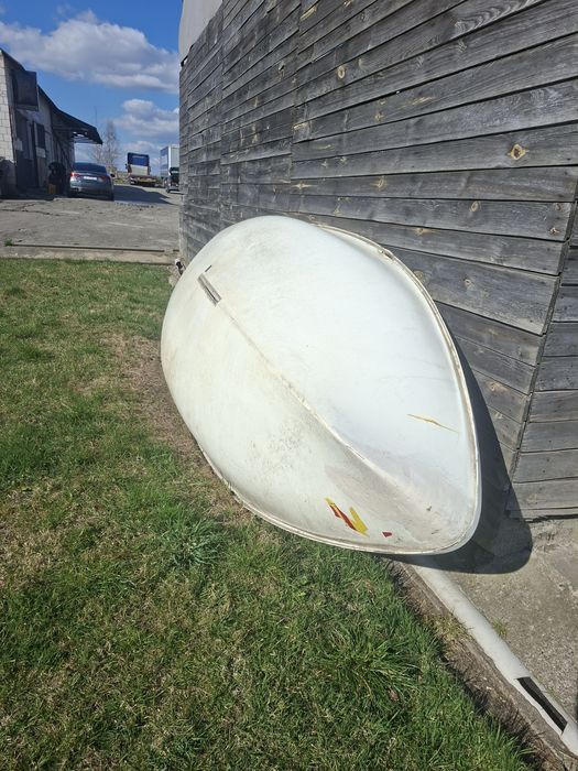 Łódka wędkarska rekracyjna