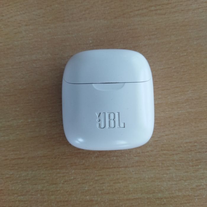 Наушники беспроводные JBL TUNE 225 TWS