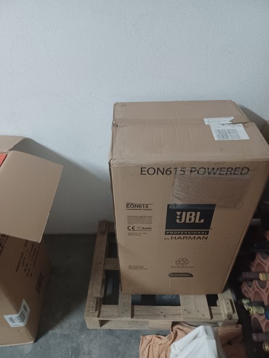 JBL Eon 615 como novas