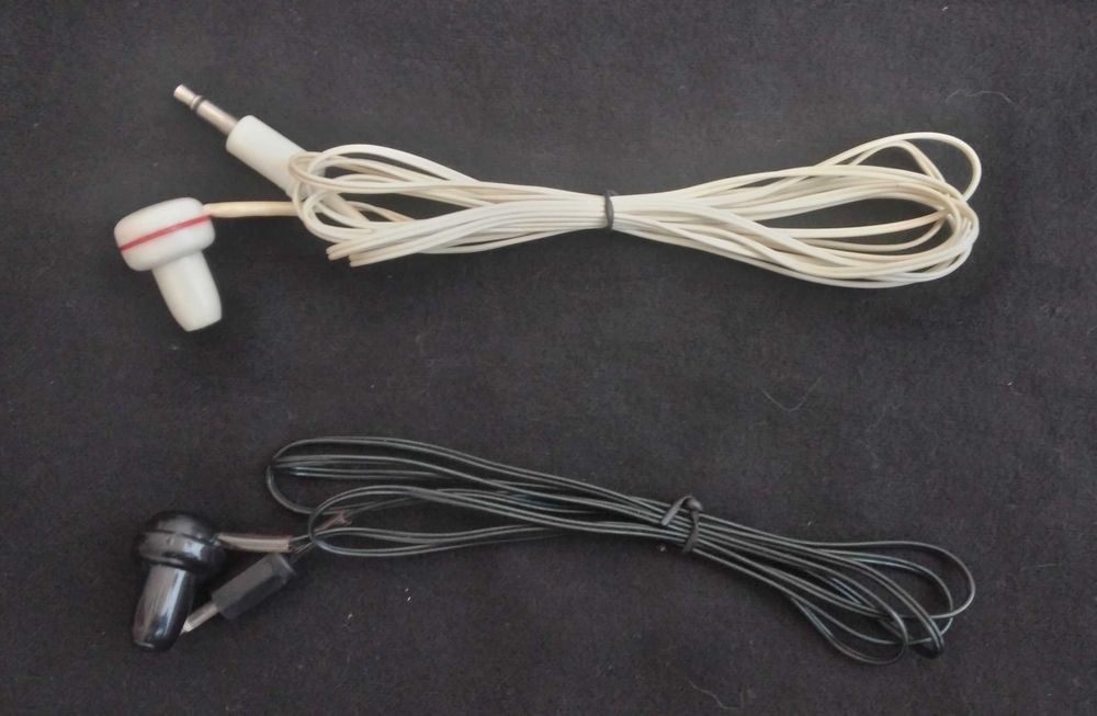 Headphones - Auriculatres - Phones