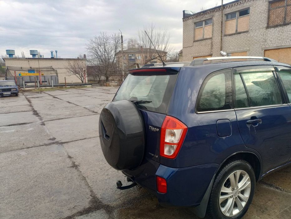 Автомобиль Черт Тиго