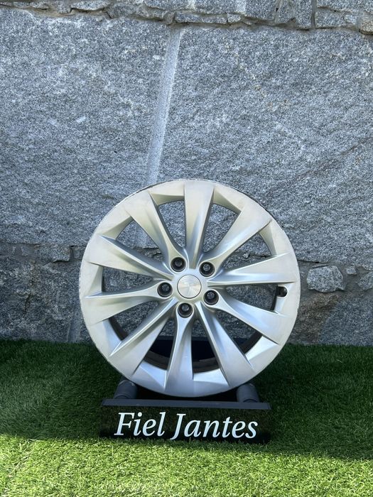 Jantes Tesla 5x120 19’