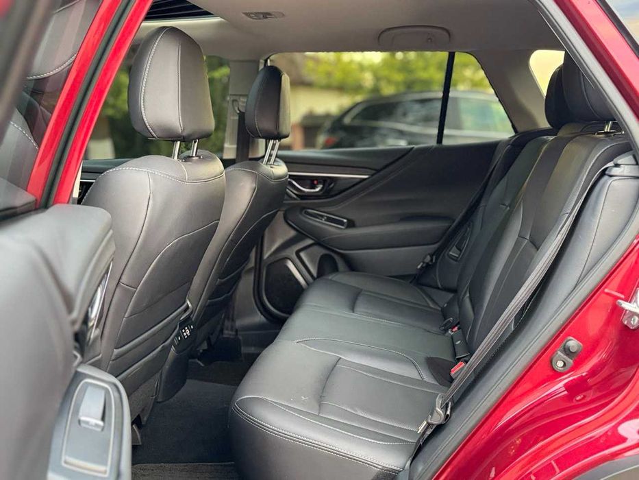 Продам Subaru Outback 2022