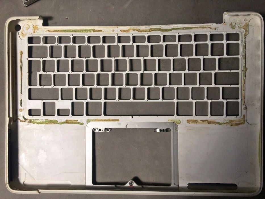 PEÇAS - Macbook 13 A1342