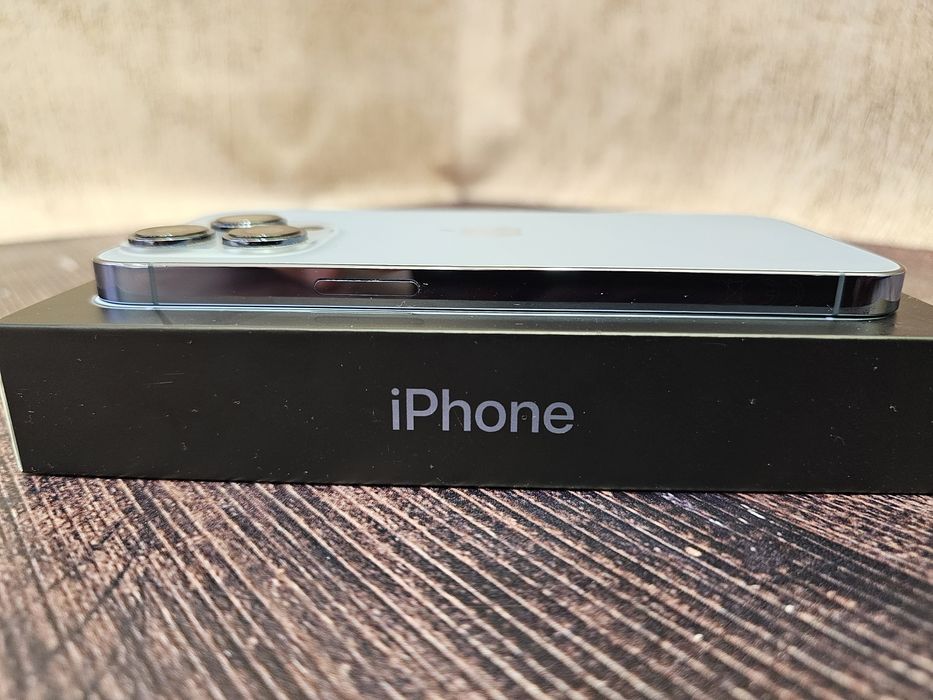 Смартфон Apple iPhone 13 Pro 128Gb Sierra Blue 76% з гарантією