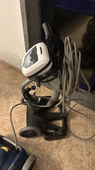 Aspirador de piscina