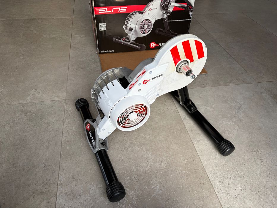 Trenażer rowerowy ELITE Real Turbo Muin