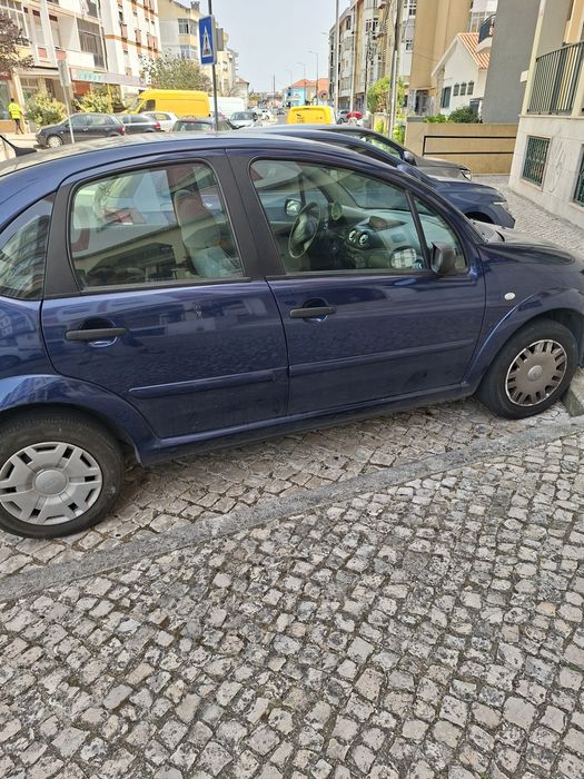 Vendo citroen c 3 ( só consigo mostrar ao fim de semana)