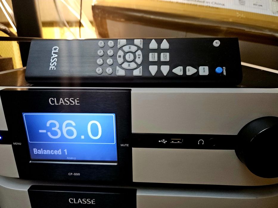 Підсилювачі Classe CA-3200 / Classe Cp-800.