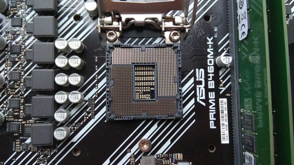 Игровой комплект Intel Core i5-10400F (6/12) + Asus B460M + 16gb DDR4