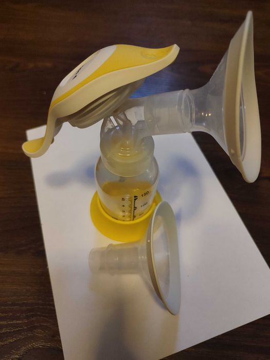 Medela Harmony laktator ręczny dwufazowy odciagacz pokarmu