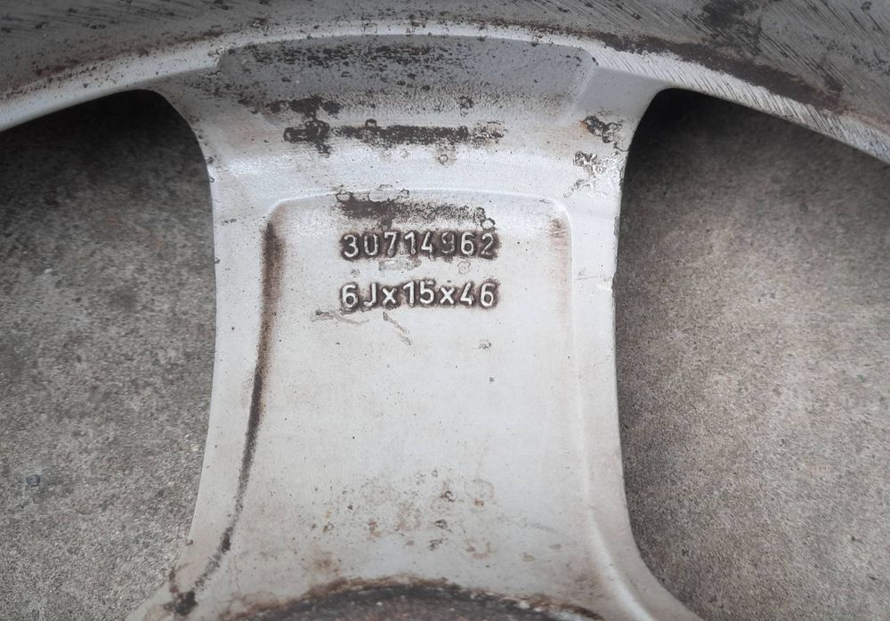 Литые диски и резина 195/65 R15 то