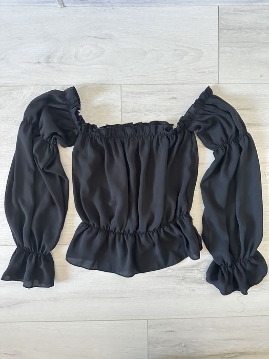 Блуза з довгими рукавами