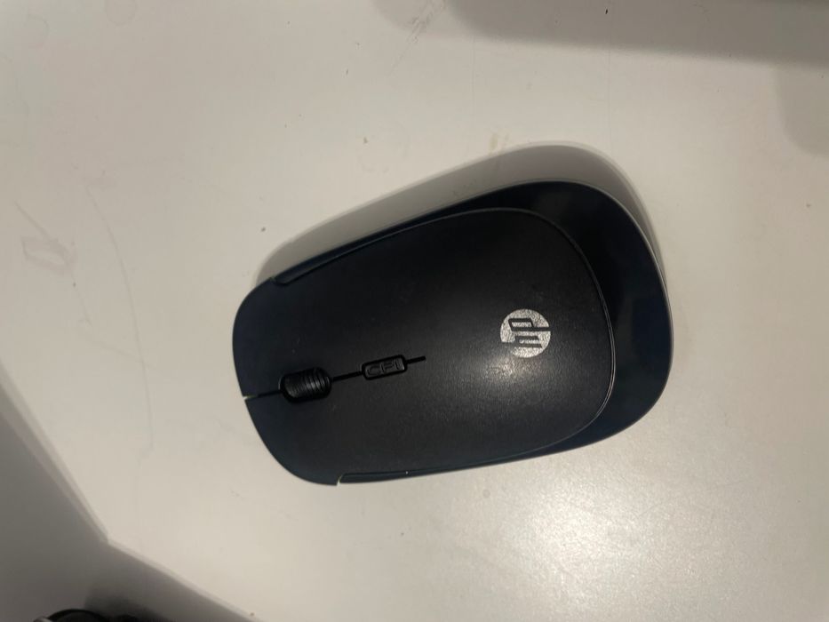 Lenovo idealpad 1 15IGL7 + Hp Elitebook 8440p and a Free mouse