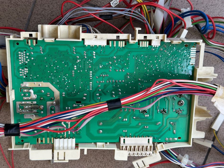 Hoover VHDS6143ZD Moduł elektronika wiązka przewodów