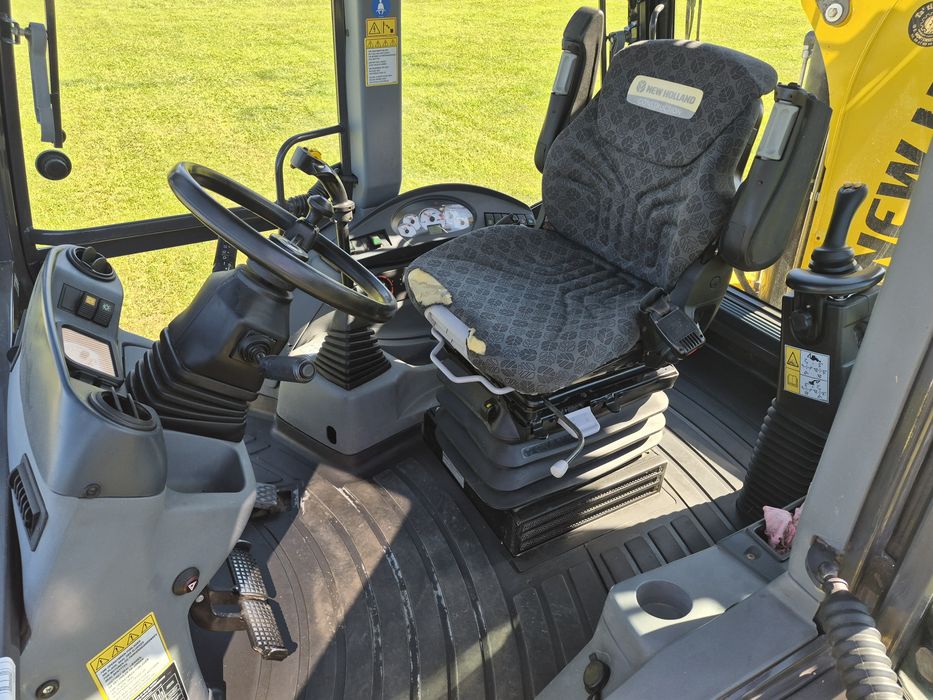 Koparko Ładowarka New Holland B110C