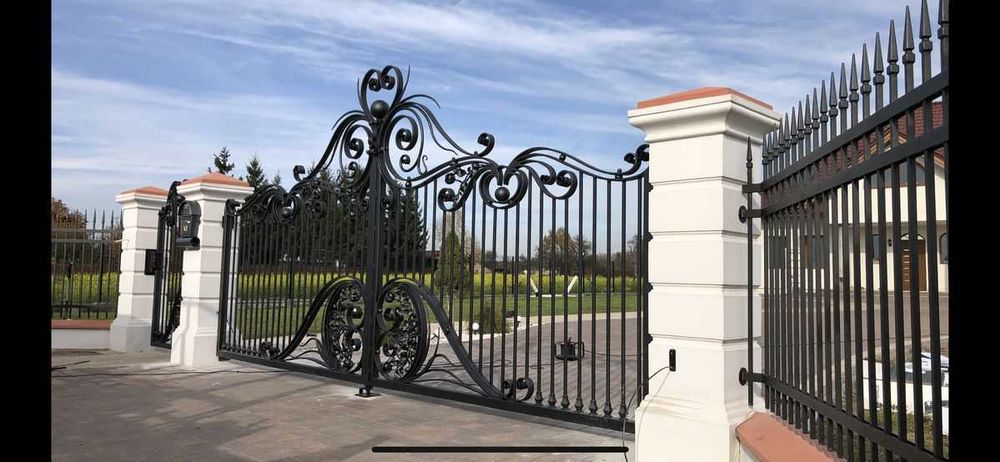 Murki Stylowe,Ogrodzenia Betonowe,Słupki Dworkowe,Słup Boniowany