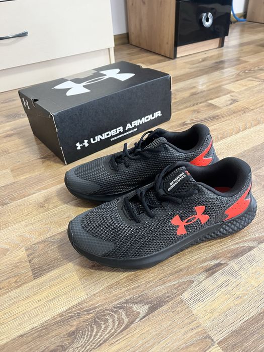 Under Armour Charged Rogue 3 Reflect кросівки