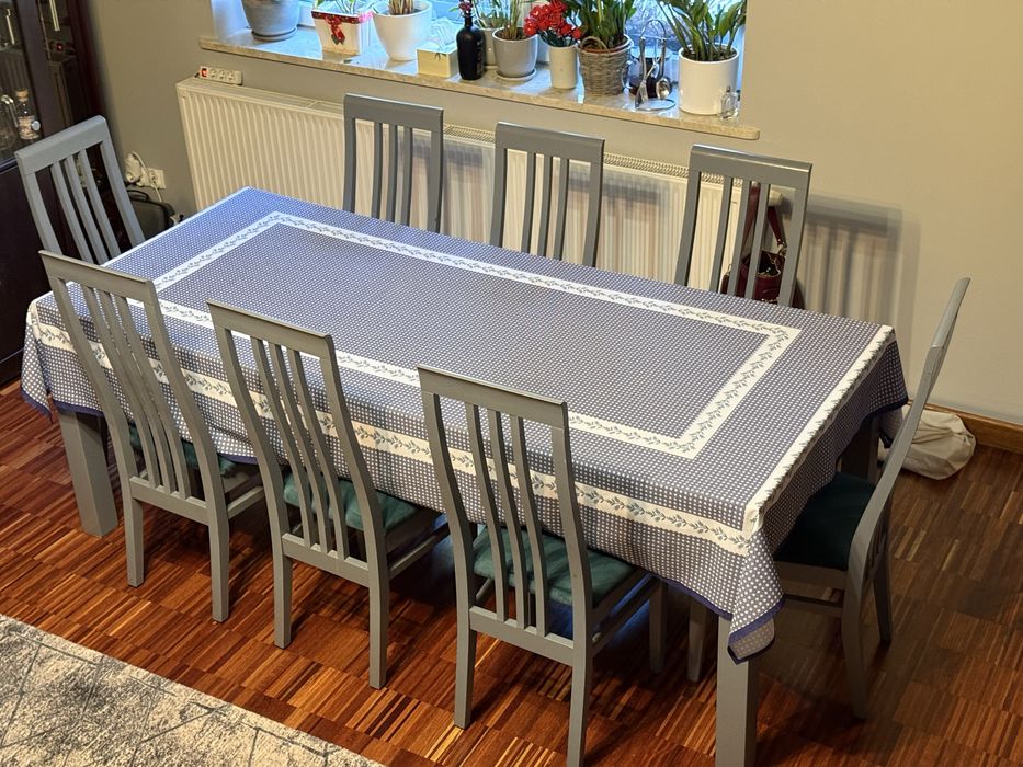 Stol rozsuwany plus 8 krzeseł