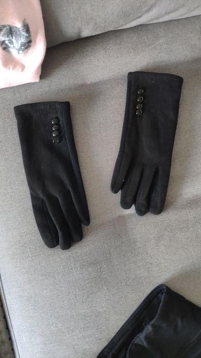 Зимові жіночі рукавички. Терміново