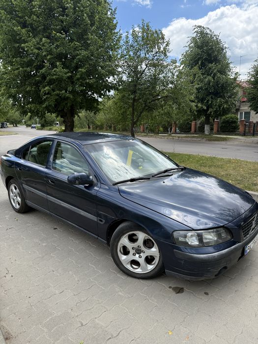 Продам Вольво s60 військовому
