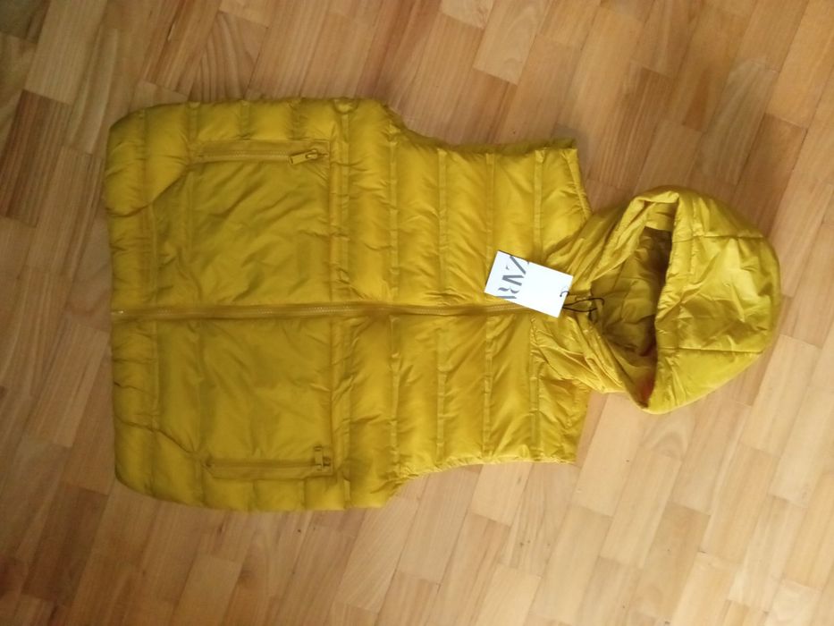 Жилетка  Zara жилет оригінал 152
