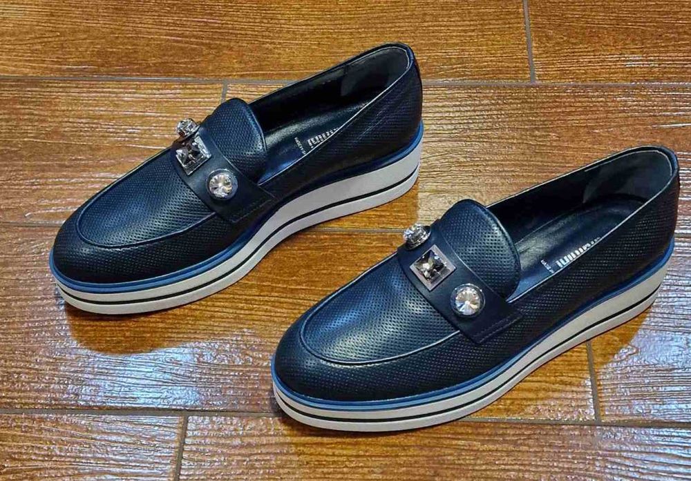 Жіночі шкіряні лофери "Baldinini" оригінал