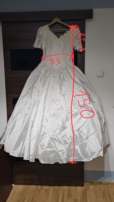 Suknia ślubna w stylu Vintage -  koronka -  r. 38-40 - do odświeżenia