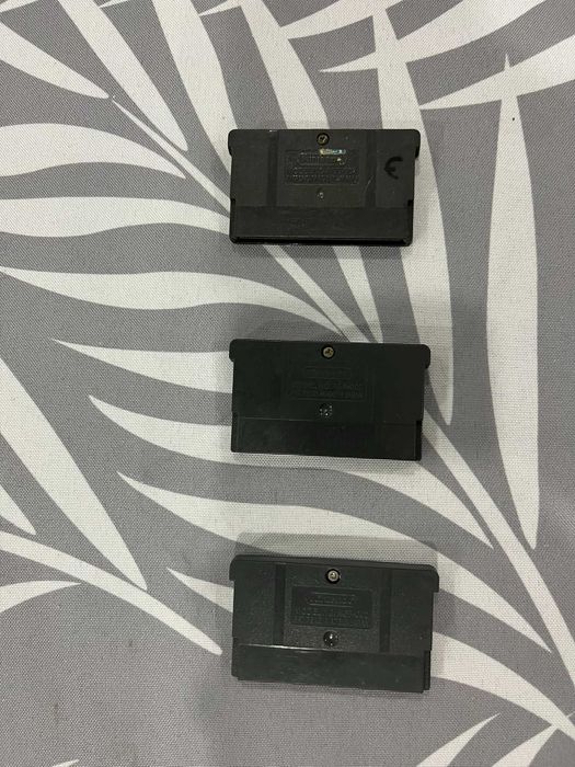 Kit cartuchos GBA - Super Mario Bros 3 + Moto GP + Duel Masters