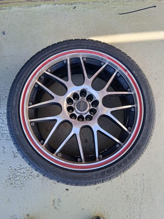 Aluminioweu felgi z oponami A4 B6