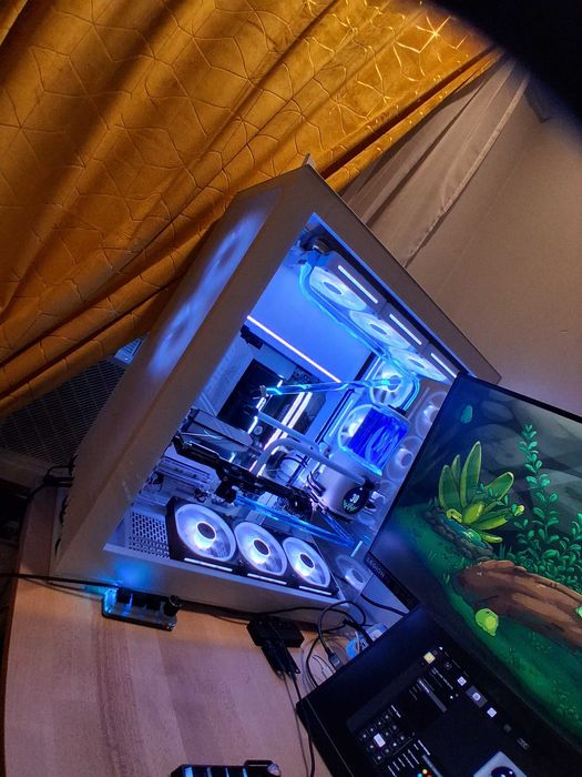 Komputer Custom Loop >32Gb 6000mt/s CL30 Pod Gaming / Stacja robocza