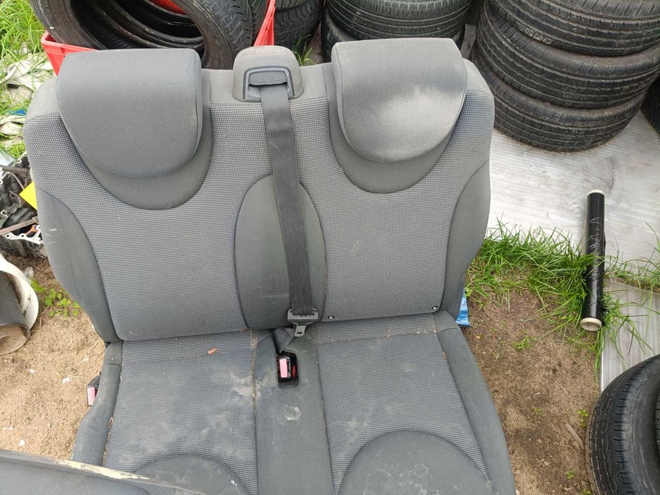 Peugeot expert Jumpy scudo komplet foteli 3 rząd