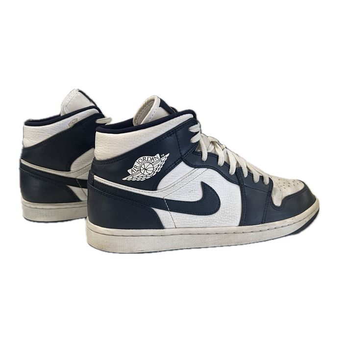 Air Jordan 1 mid ( White Metallic gold Obsidian )