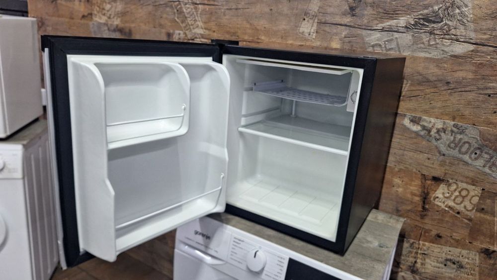 Однокамерний міні холодильник Ardesto 86 см. Техніка з Європи