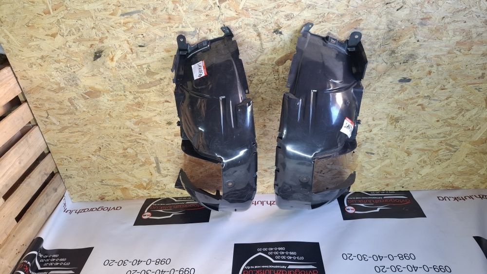 Підкрилок передній Dacia Sandero 1 сандеро 1