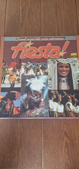 Colectanias  lps novos nunca usados  10 cada caixa