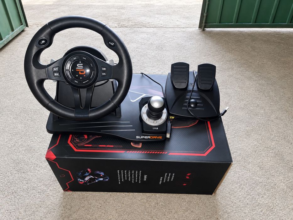 Volante e Pedais Superdrive GS 500